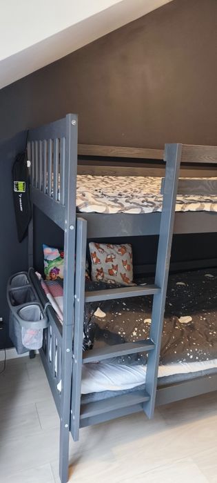 Łóżko piętrowe młodzieżowe
