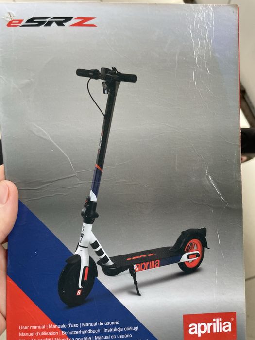 Електросамокат Aprilia eSRZ