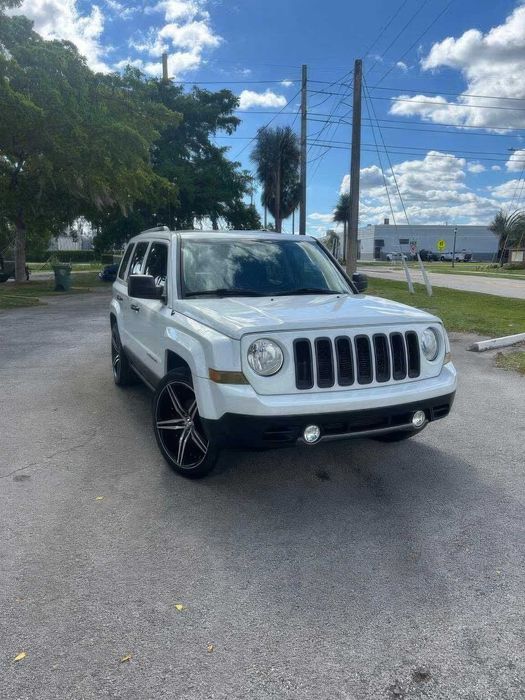 Jeep Patriot Limited      2014