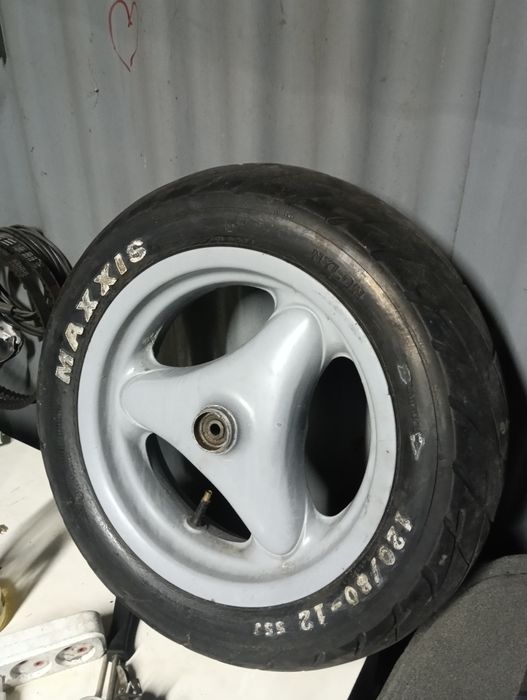 Переднє колесо neos( не aerox)