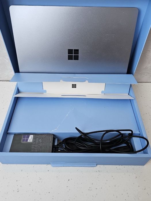 microsoft surface laptop go 3