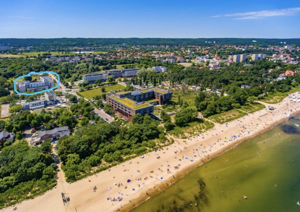 Nowy apartament przy plazy Sopot nocleg piękny standard balkon pokój