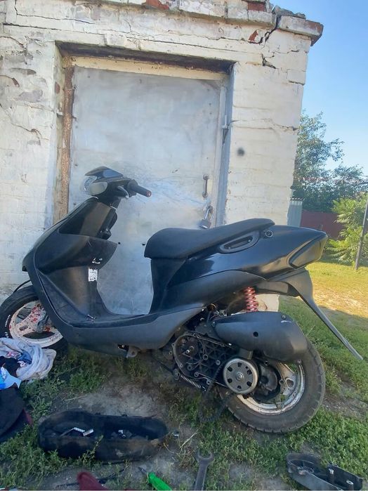 Продам мопед скутер suzuki lets 2 new