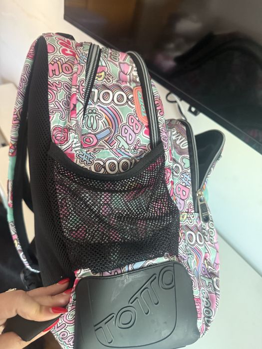 Mochila Totto  CRIANÇA como Nova