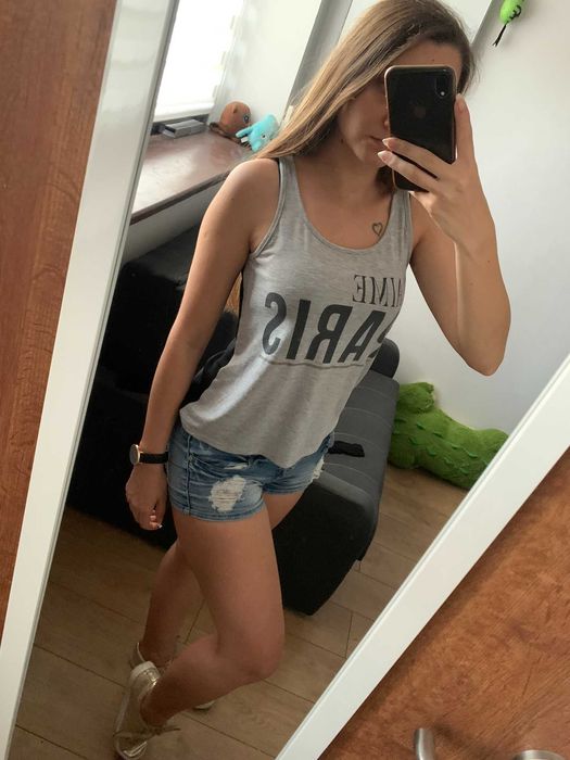 Szara bluzka z czarną siateczką na plecach Gina Tricot - rozmiar XS