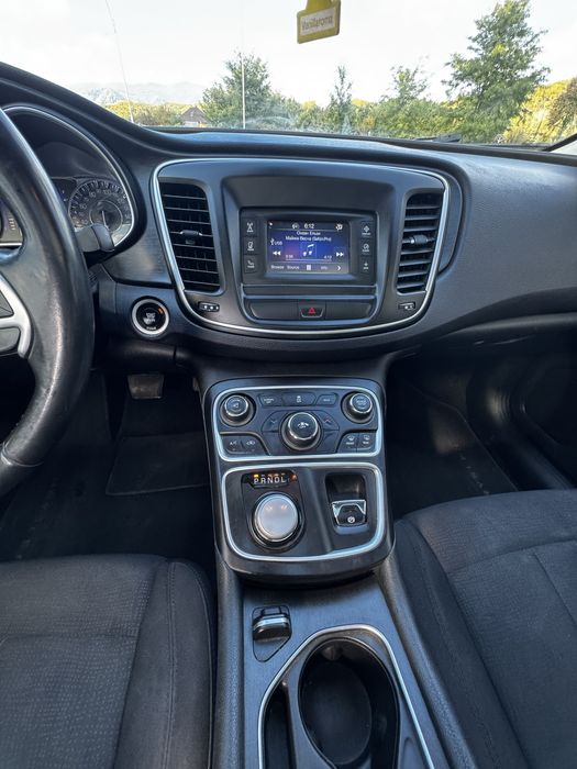 Продам Chrysler 200 2015 рік 2.4і