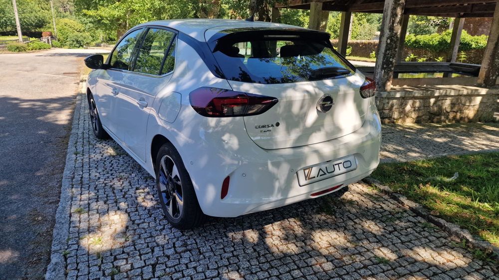 CORSA-E Elegance 2022