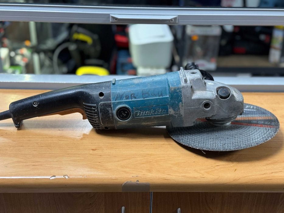 Szlifierka kątowa 230mm Makita