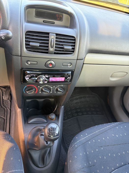 Renault Clio II 2001