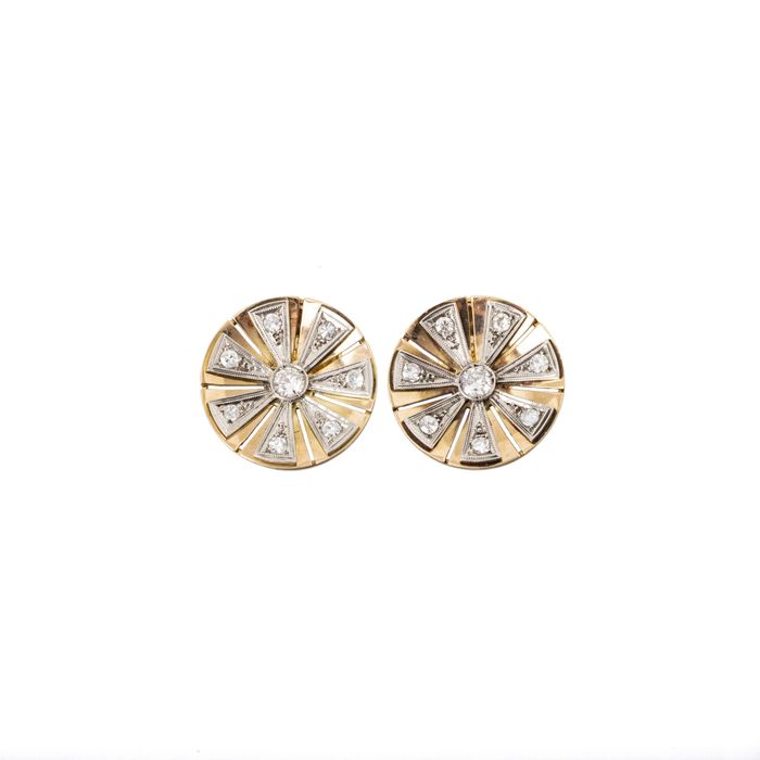 Joias - Par de brincos em ouro 18K com diamantes