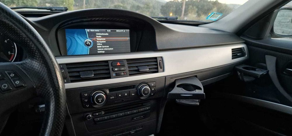 BMW  320D  Touring  (E91) 184 CV - 2010