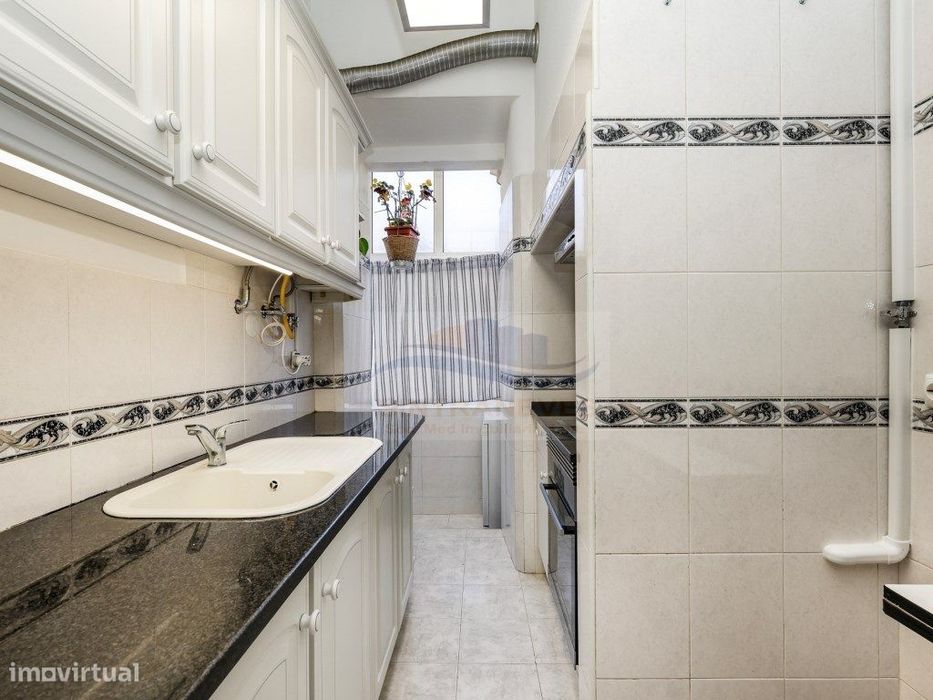 Elegância, Luz Natural e Conforto - T2 Pronto a Habitar na Penha de...