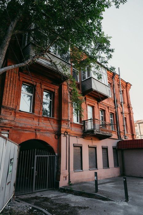 ПРОДАЖ!Будівля в самому центрі міста,біля Менори та Успенської площі