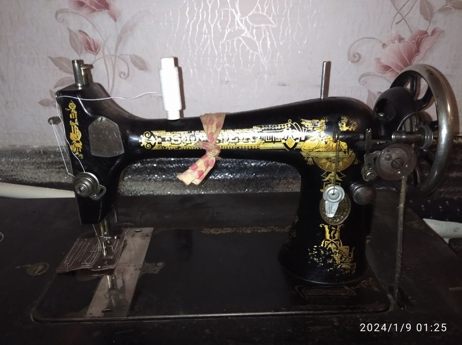 Швейная машинка Зингер б/у немецкого похождения в рабочем состоянии