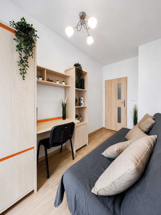 Pokój jednoosobowy z balkonem | ul. Szafrana 5D | Kraków | OD 1 LIPCA - Widok 2