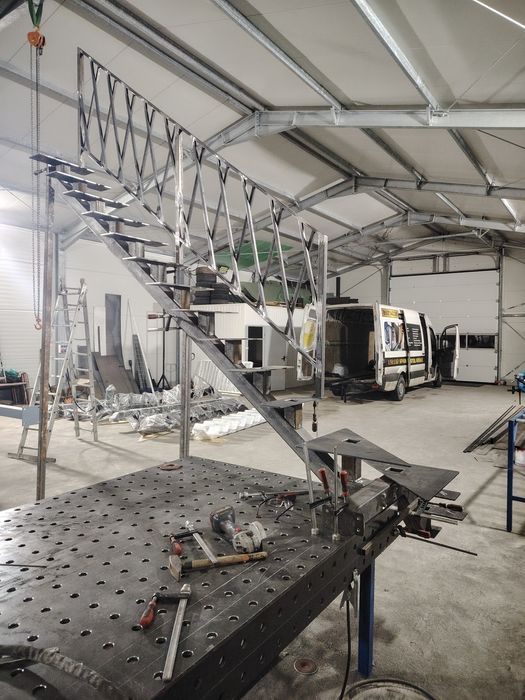 Schody metalowe, konstrukcja wymiar