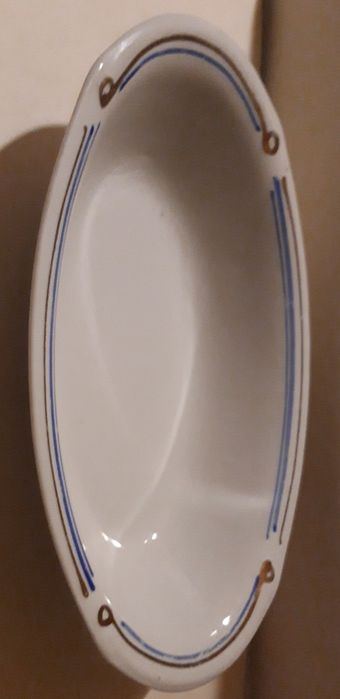 Недорого продаю салатницу.