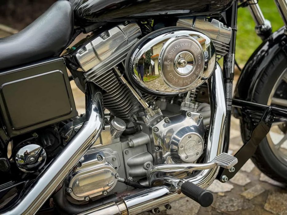 Harley Davidson Dyna Super Glide fxd