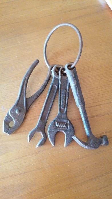 Ferramentas antigas em ferro