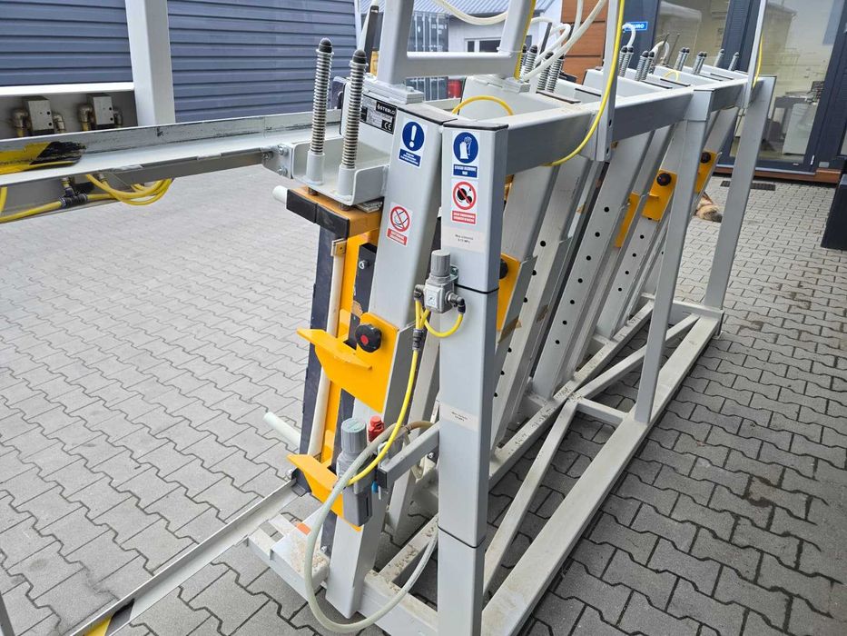 Prasa pneumatyczna trapezowa Steblo PTJ