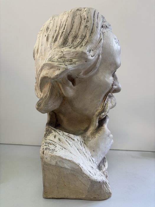 Busto de Camilo Castelo Branco