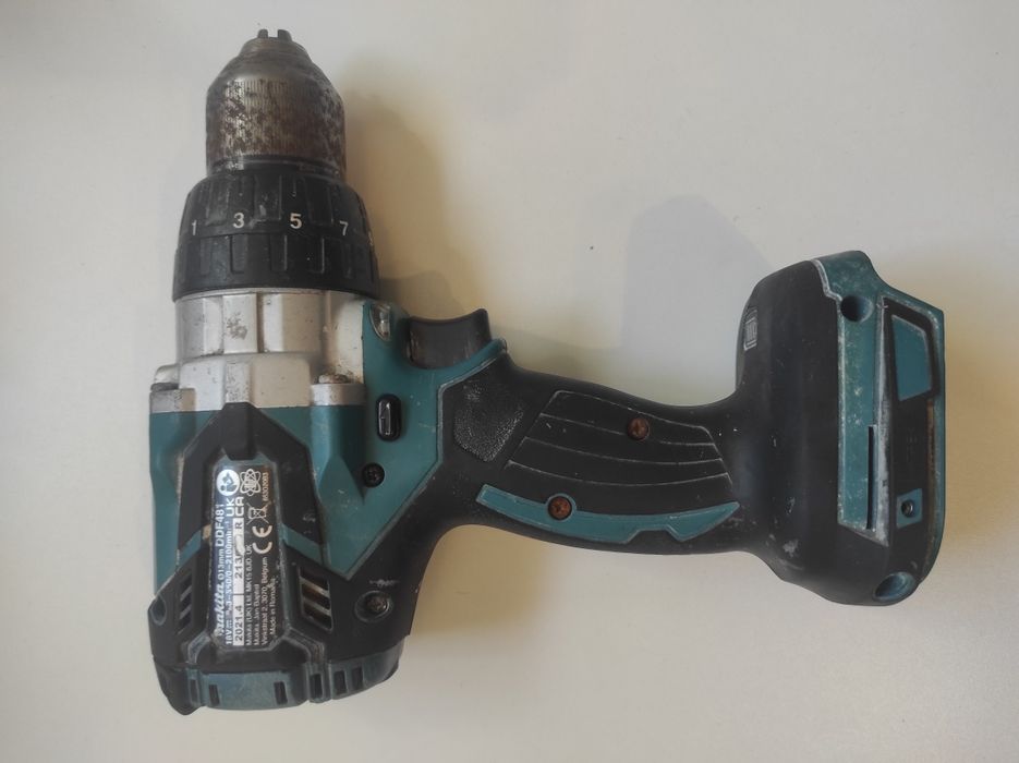 Makita DDF 481 wkrętarka 18V LXT uszkodzona