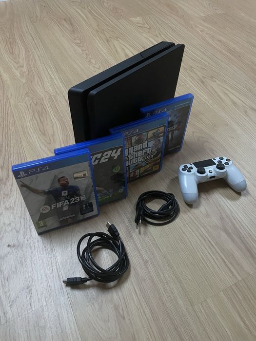 PS4 Slim + jogos + comando