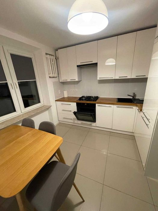 NA SPRZEDAŻ - 2 pokojowe mieszkanie z oddzielną kuchnią 48.27 m2. Ul. Dąbrowskiego 41