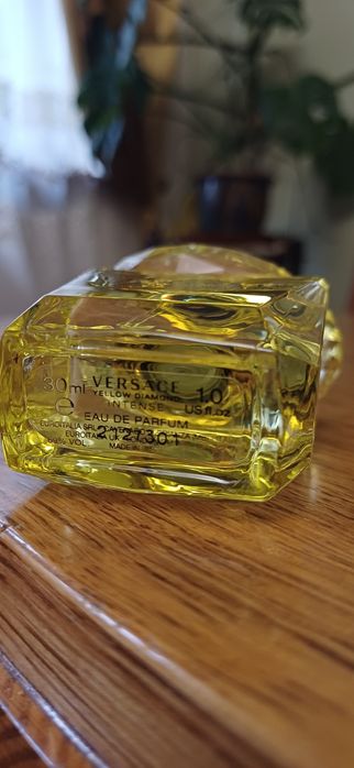 EDP Versace Yellow Diamond Intense