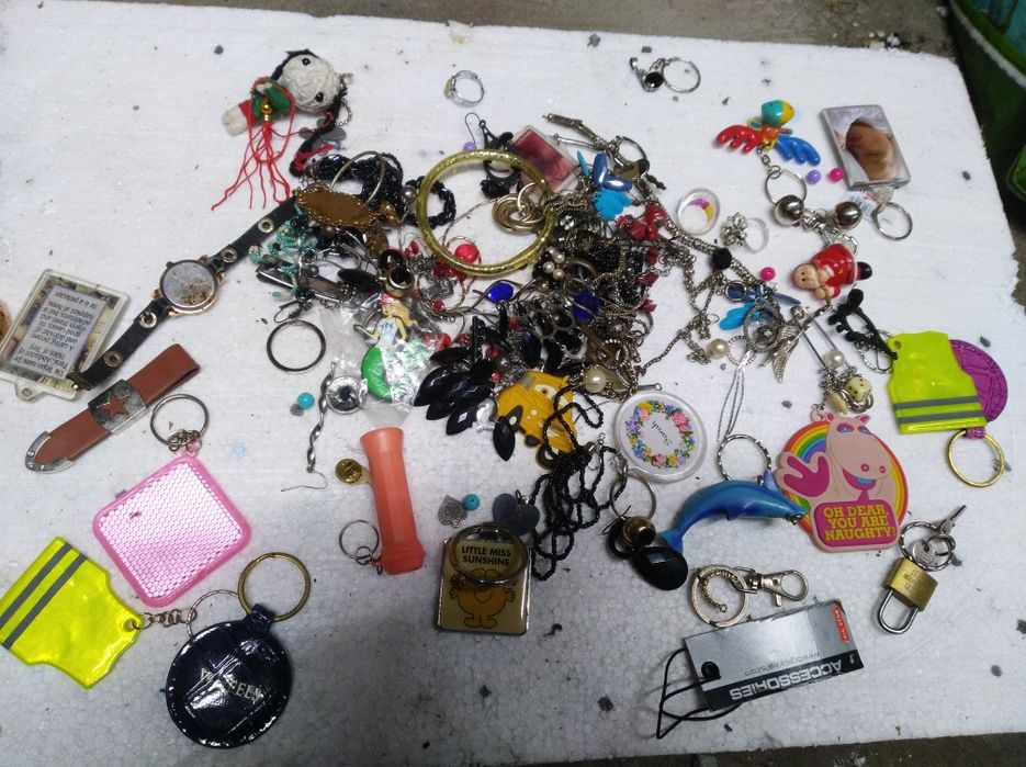 Akcesoria zegarki kolczyki