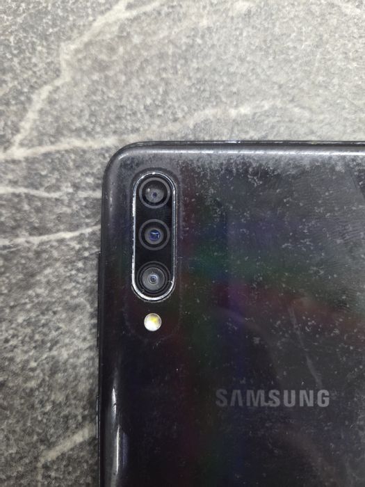 Телефон Samsung A30s