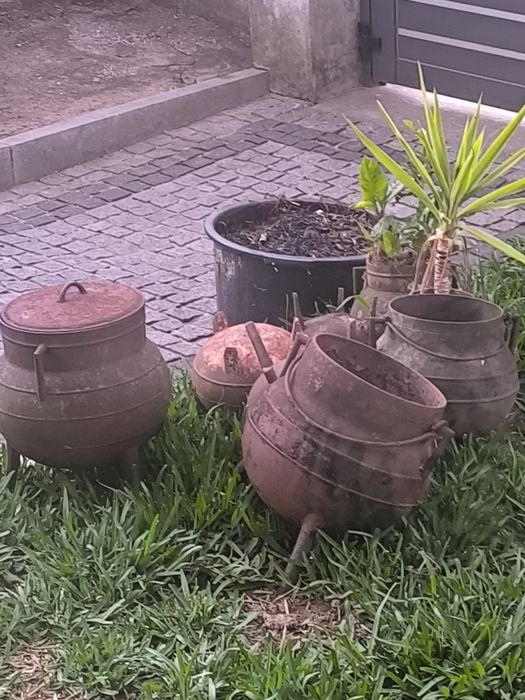 6 Potes / panelas de ferro