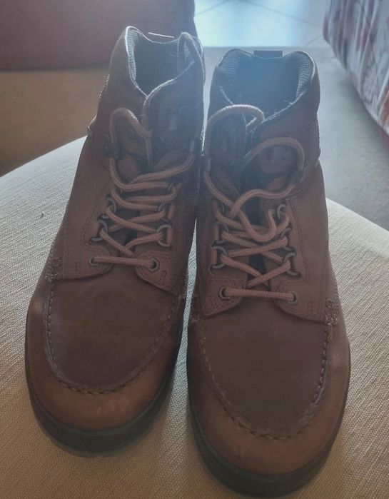 Botas Ecco Track 25