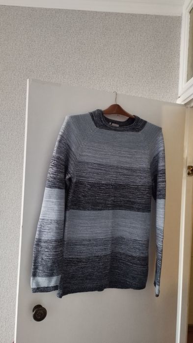 Свитер мужской красивый)