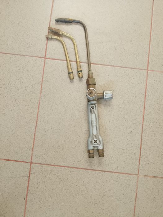 Різак +горілки автогена