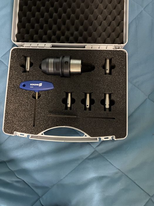 cone hidráulico e 5 pinças schunk