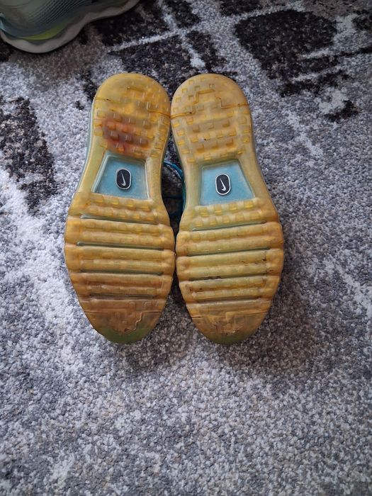 Продам чоловічі кросівки!!!