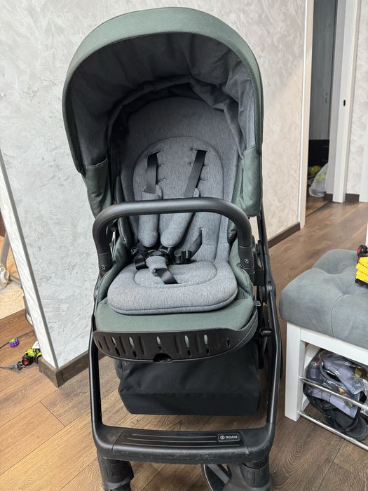 Коляска 2 в 1 Roan Ivi Boho Green хакі та  іграшка на люльку коляски