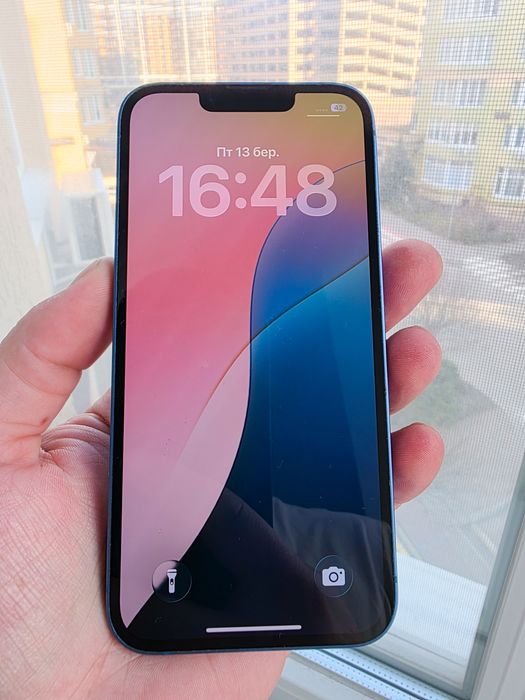 iPhone 13 256гб ідеал без ремонту