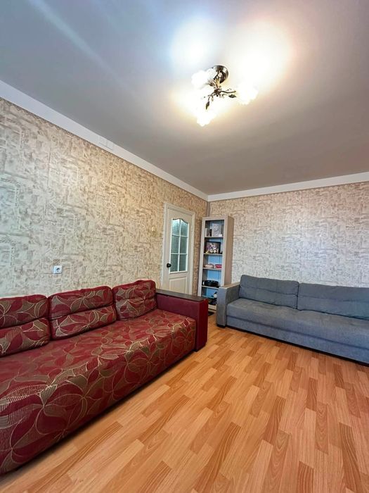 Продаж 1 кімнатноі квартири  на Калініна 4