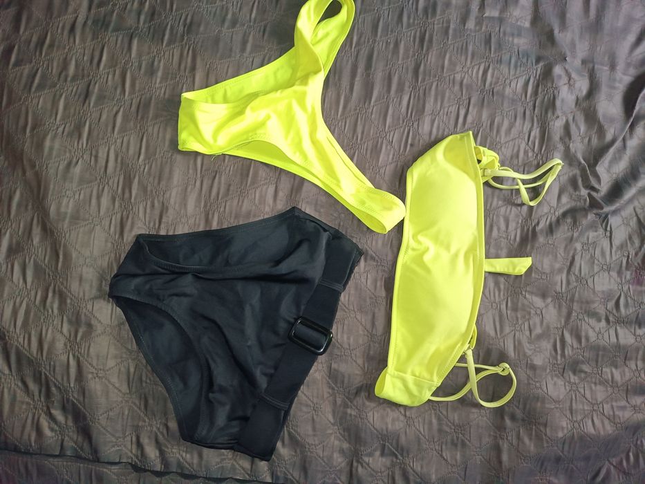 Продам купальники