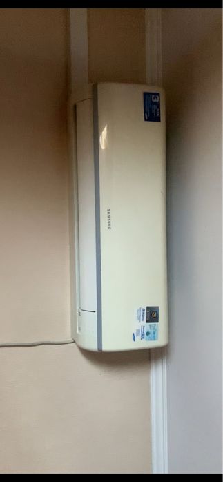 Кондиціонер настінний Samsung   aq12tsbn wifi не був у виклристанні !!