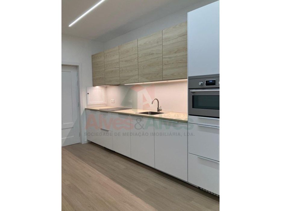 Apartamento T1 Renovado - Centro da Maia (Junto à Linha do Metro) — Cidade Da Maia, Porto