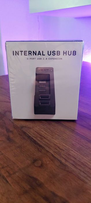 NZXT Internal Usb Hub64586163689219120