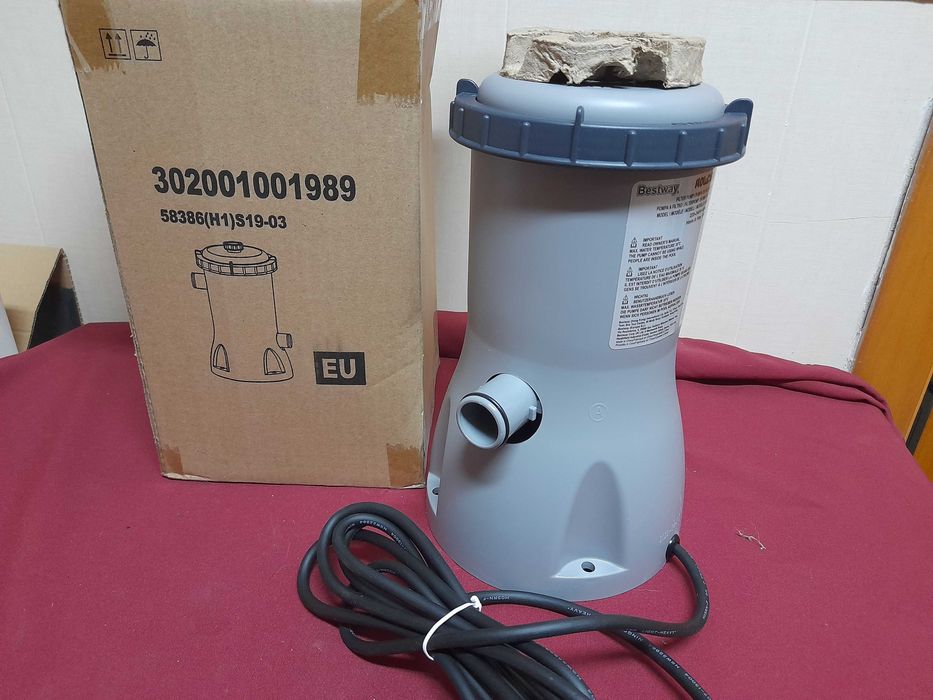 bomba p\piscina  de cartucho 3028 L\H