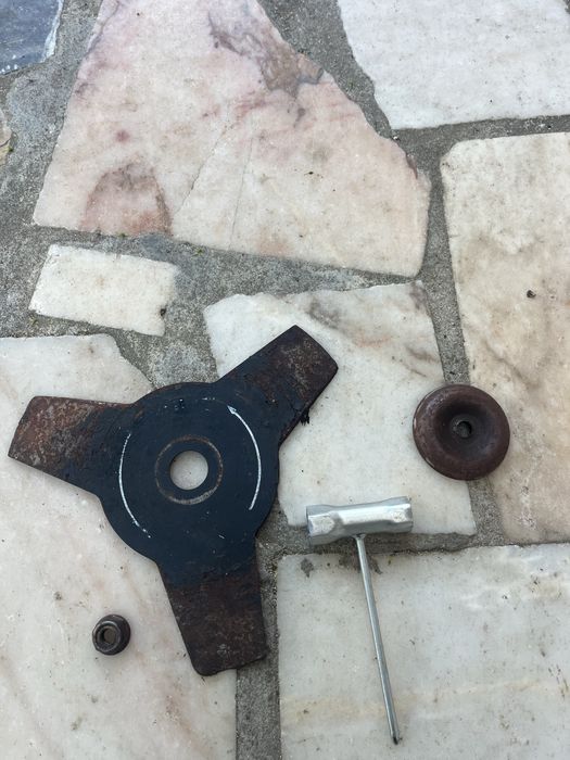 Roçadora Btools 52cc