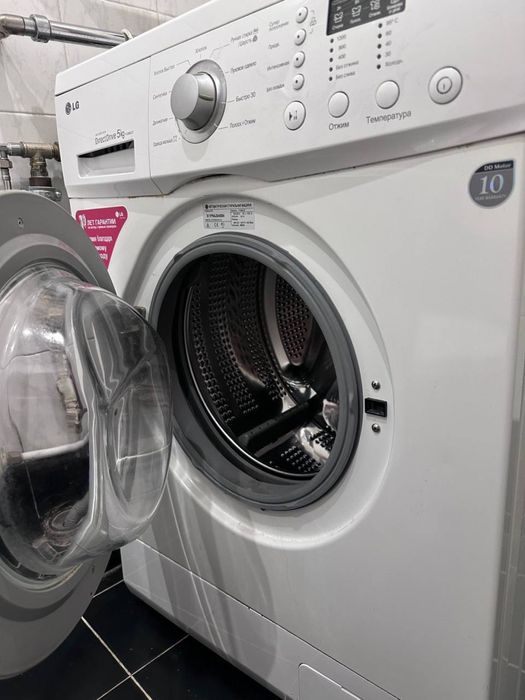Стиральная машина LG Direct Drive 5 кг (F1268LD1) — на ремонт / запчасти