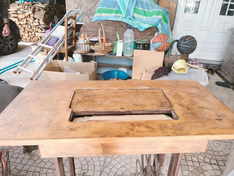 Máquina costura antiga