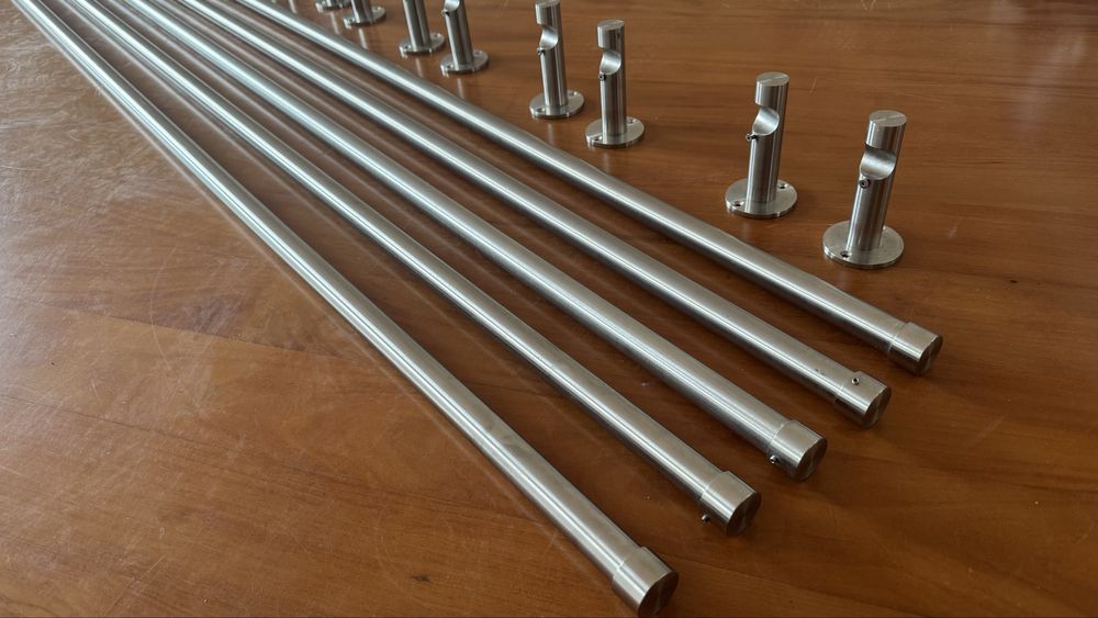 Varão para cortinado e apliques de fixacão, aço inoxidável