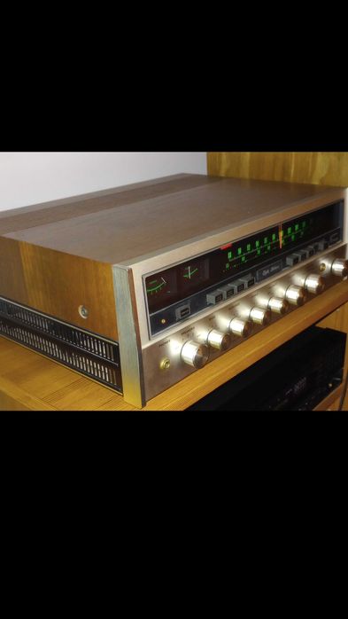 TOP  Model - Receiver Sansui Eight Deluxe